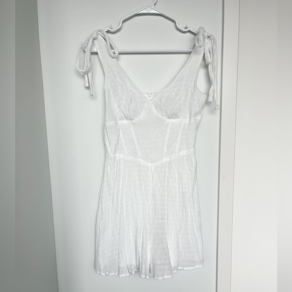 Pacsun white romper with ties